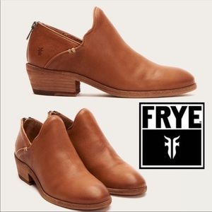 LIKE NEW‼️  FRYE | Carson Cognac Leather Shootie